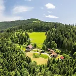 Fuchsmichelhof 3 Apartman *